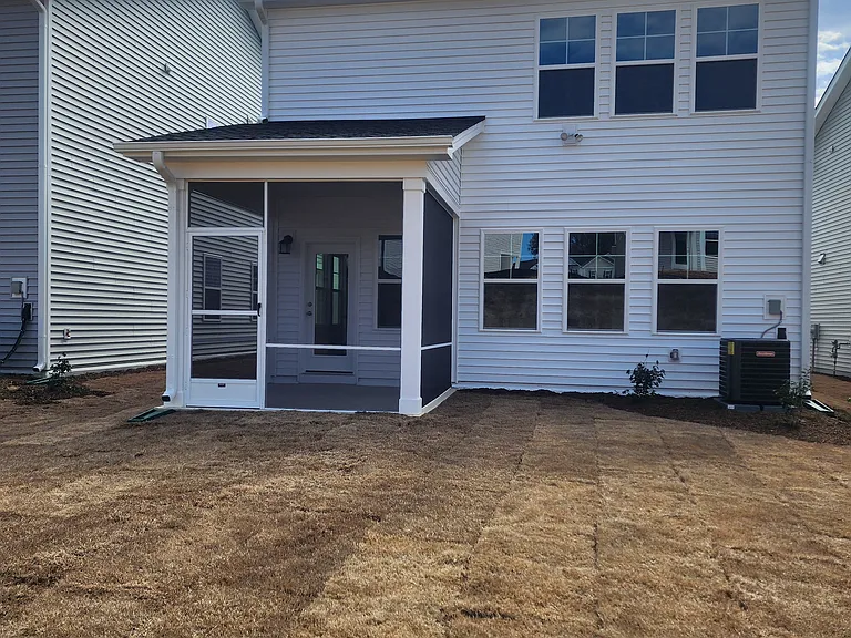 508 Hanover Shore Ln — Photo 12