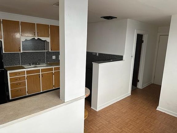 5th image of 103 Fletcher St #1