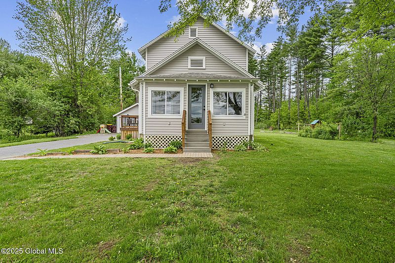 2nd image of 109 Wood Road