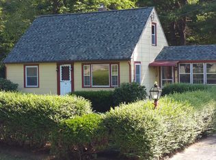 12 Arnold Rd, Sturbridge, MA 01518
