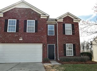 109 Brinkley Park Ct, Mount Holly, NC 28120