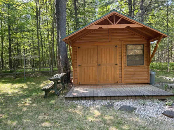 3033 Palmer Pl, Grayling, MI 49738