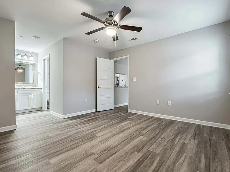 Azure Cove Apartment Homes — Photo 48