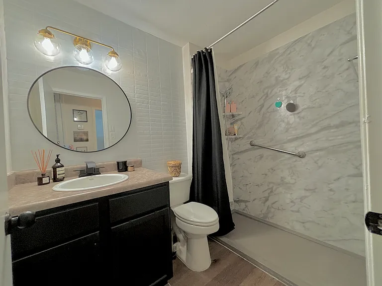 2107 Falcon Hill Dr — Photo 9