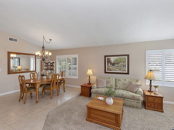 3rd image of 1739 Parkview