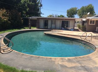 5665 Annie Oakley Dr, Las Vegas, NV 89120