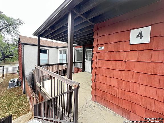 2nd image of 3803 Barrington St APT 4D