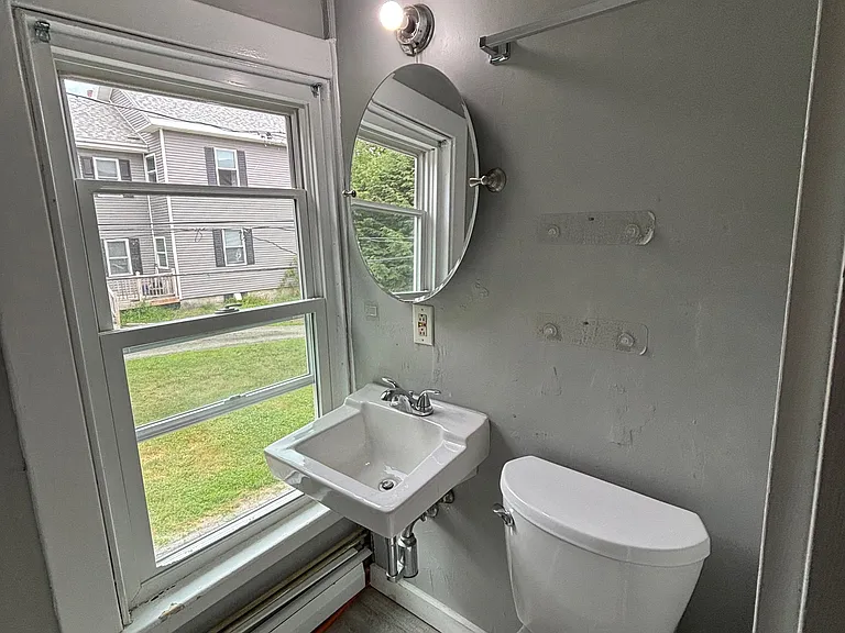 10 Highland Ave #3 — Photo 4