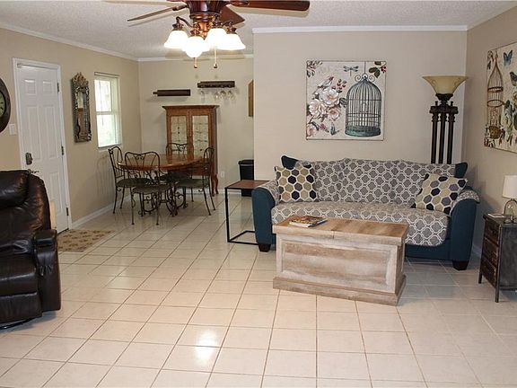 4th image of 2001 Denfield Dr