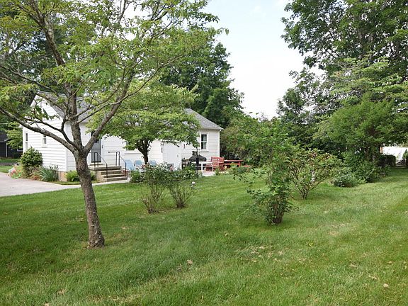 3rd image of 2145 Norvell Dr