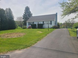 6 Refton Rd, Willow Street, PA 17584
