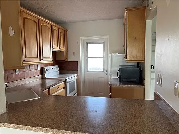 5th image of 1319 E Hillsboro Blvd APT 414