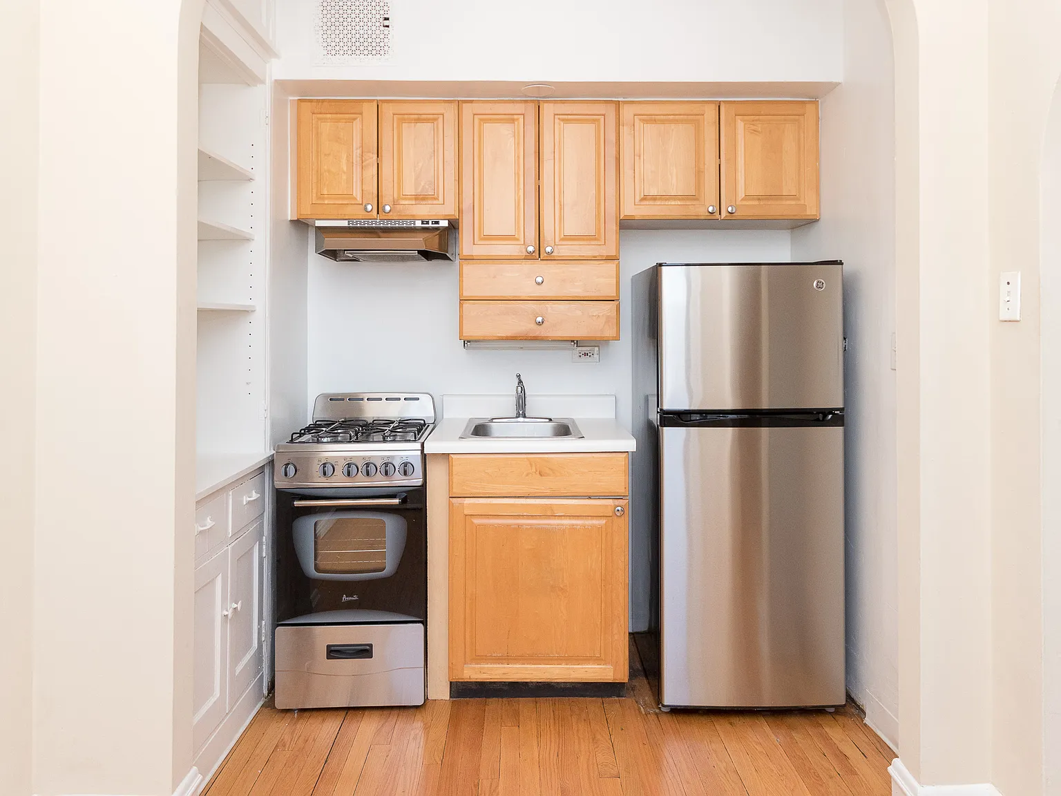 1157 W. Diversey — Photo 1