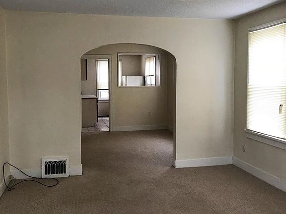 4th image of 2821 Annapolis Ave