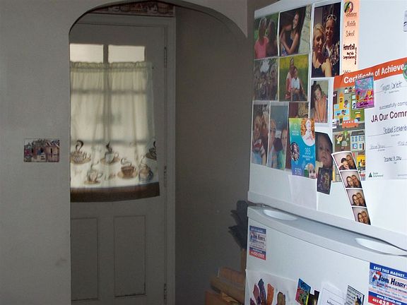 4th image of 704 W H St