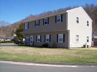 2 Ellen Pl, East Haven, CT 06512