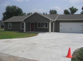 801 W Spruce Ave, Arkansas City, KS 67005