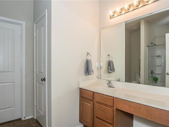 5th image of 3936 Polar Brook Dr