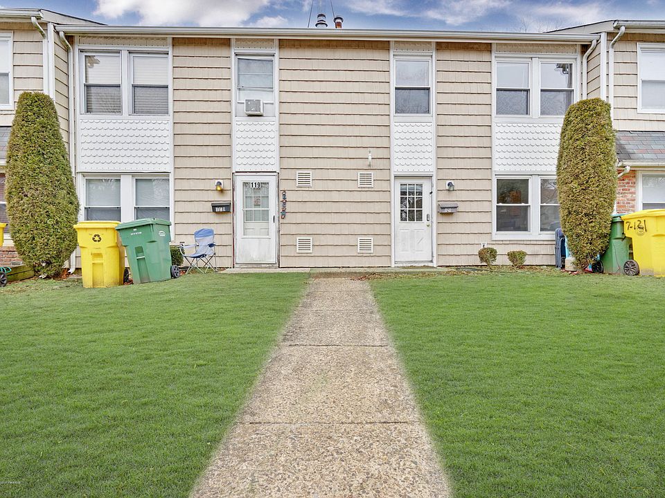 1st image of 121 Colony Circle #1000