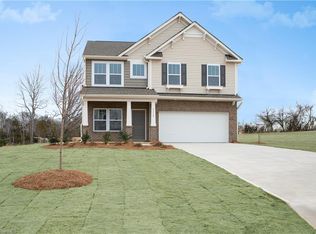 3119 Fortnight Rd #10, Pfafftown, NC 27040