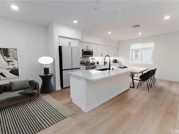 2317 W Broadway #8, Anaheim, CA 92804