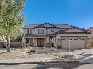 6736 Miramar Ln, Palmdale, CA 93551