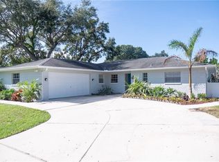 407 SW 13th St, Ruskin, FL 33570
