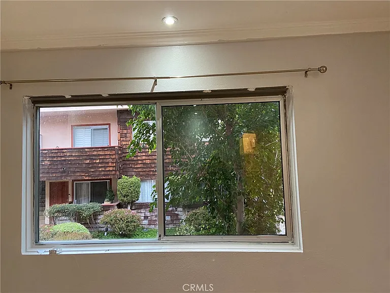 5403 Newcastle Ave #8 — Photo 19