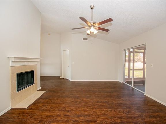 3rd image of 22 Saint Kitts Cir