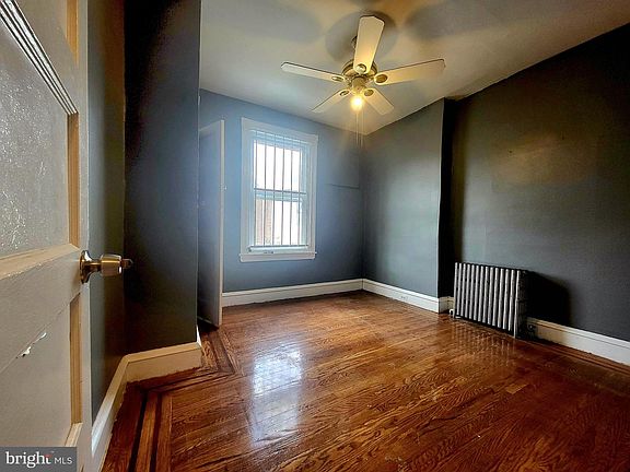 4th image of 4010 N Franklin St