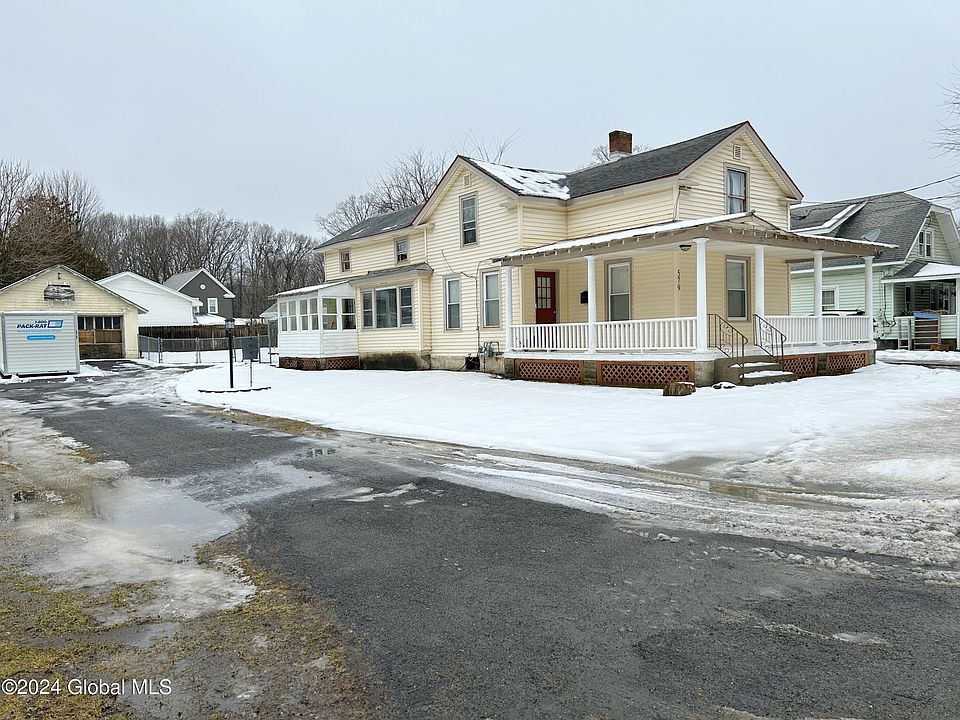 1st image of 579 Lower Oak Street