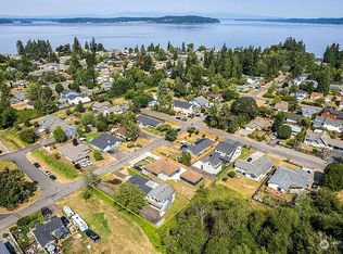 715 5th St #717, Steilacoom, WA 98388
