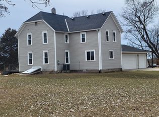 16165 Lace Ave, Glencoe, MN 55336