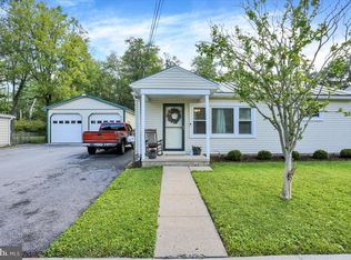 101 Main St, Shoemakersville, PA 19555