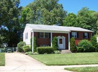 1324 Pleasant Valley Dr, Baltimore, MD 21228