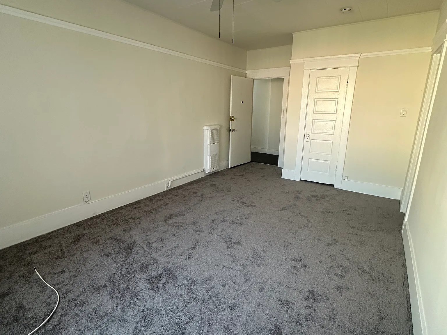 Studio, $1,350 — Photo 3