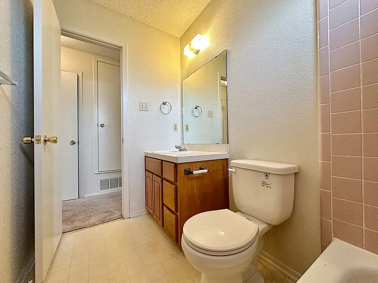 1808 Miranda Ave — Photo 22