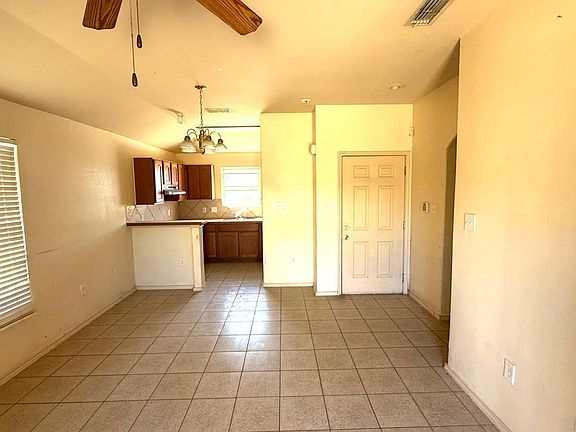 5th image of 204 Mescalero Dr