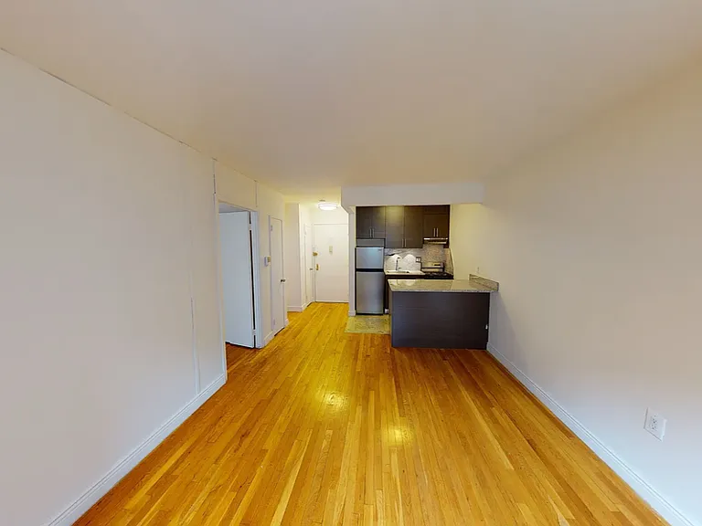 50 Prince St #3M — Photo 4