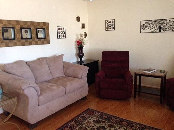 5th image of 10951 W Edgewood Dr