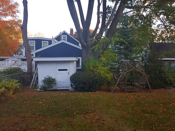 3rd image of 15 Barton St