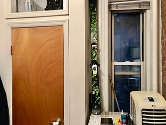 Rented by LJ Sloane Management