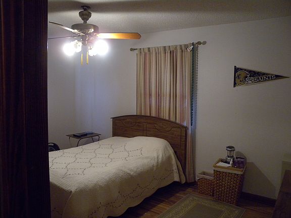 3rd image of 22 Linwood Dr