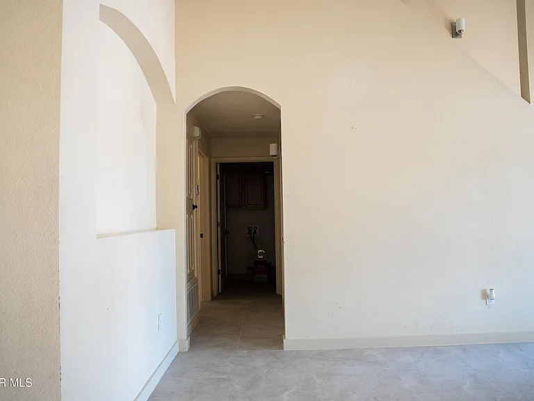 804 Bonnie Ct — Photo 5