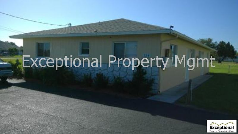 1st image of 720 SE 4th Ter APT 4