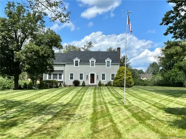 25 Clearview Drive, Newtown, CT 06482