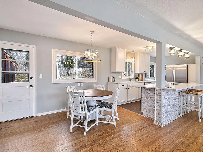 11301 Friar Ln — Photo 14