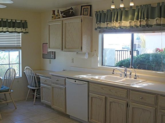 4th image of 26026 S Saddletree Dr