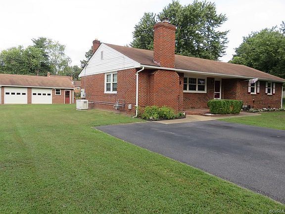 3rd image of 8013 Vaughan Dr