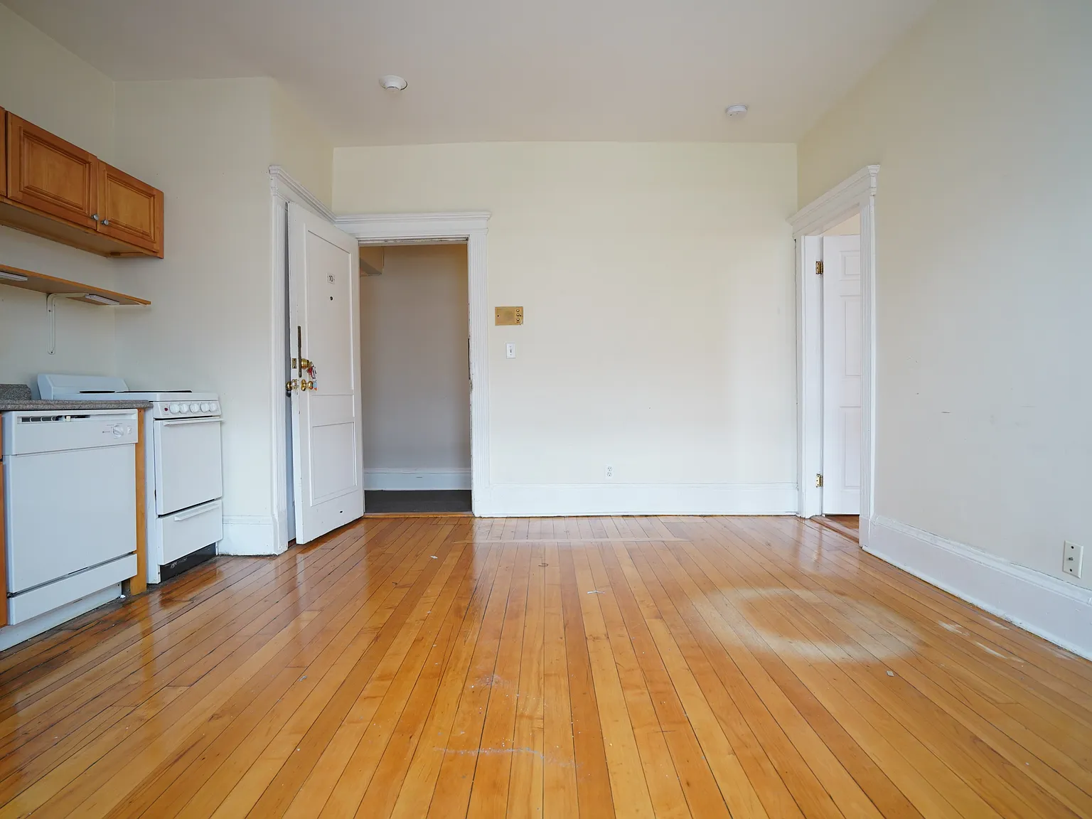 1 bed, 550 sqft, $2,250 — Photo 4